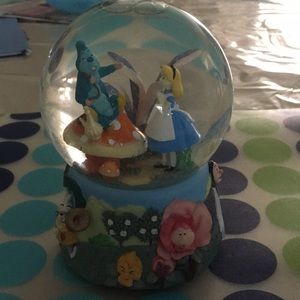 Alice in Wonderland Musical Snowglobe